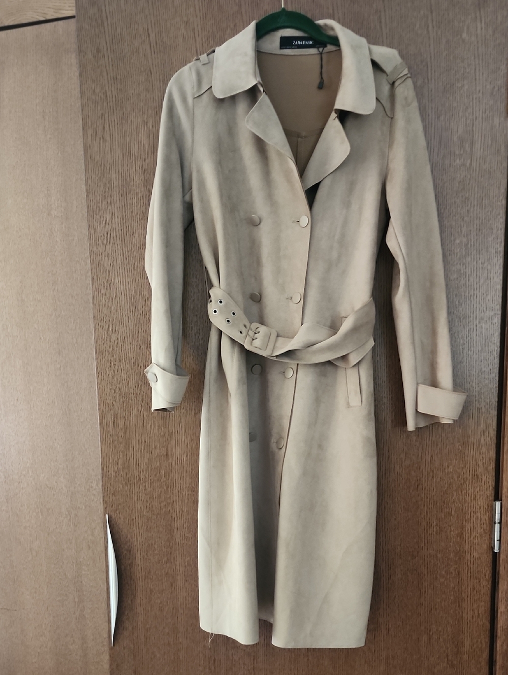 Zara Light Beige Double-Breasted Trench Coat with Belt